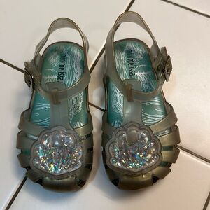 Mini Melissa size 8 mint glitter seashell sandel jellies